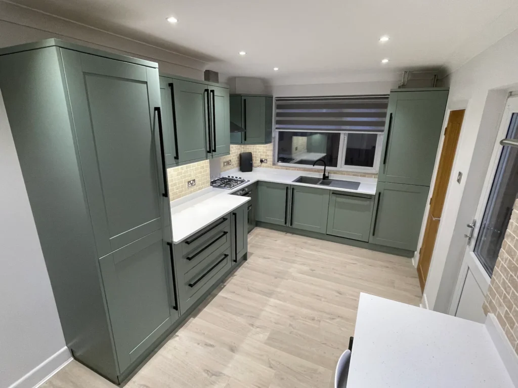 kitchen and joinery respraying